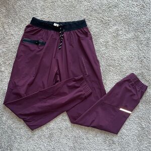 Alphalete studio joggers - burgundy size small